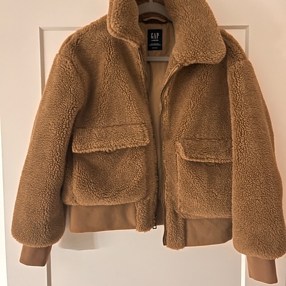 GAP Jackets & Blazers - GAP Warm Tan Sherpa Coat